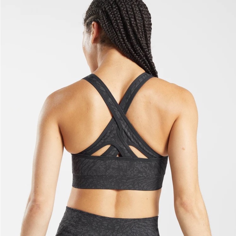Gymshark, adapt, animal, print bra medium